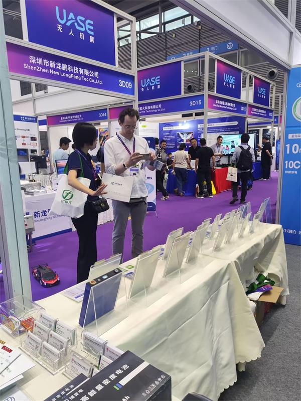 International business negotiation and partnership discussion at the LiTrue booth during Shenzhen UAS Expo 2026 International business negotiation and partnership discussion at the LiTrue booth during Shenzhen UAS Expo 2026